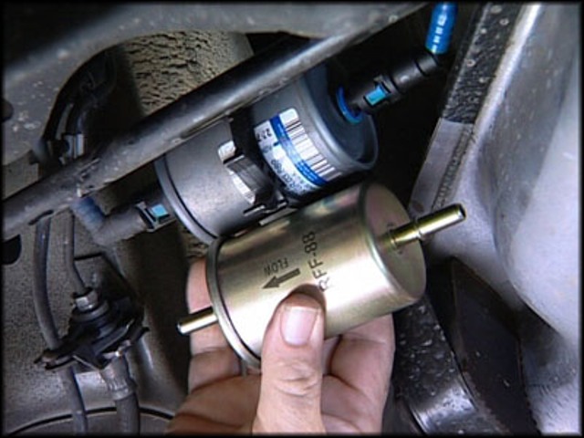Замена топливного фильтра на Chevrolet Cruze — Автосервис MyCars Chevrolet